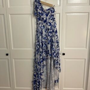 Nicole Miller Collection Blue and White Textured Asymmetrical Gown